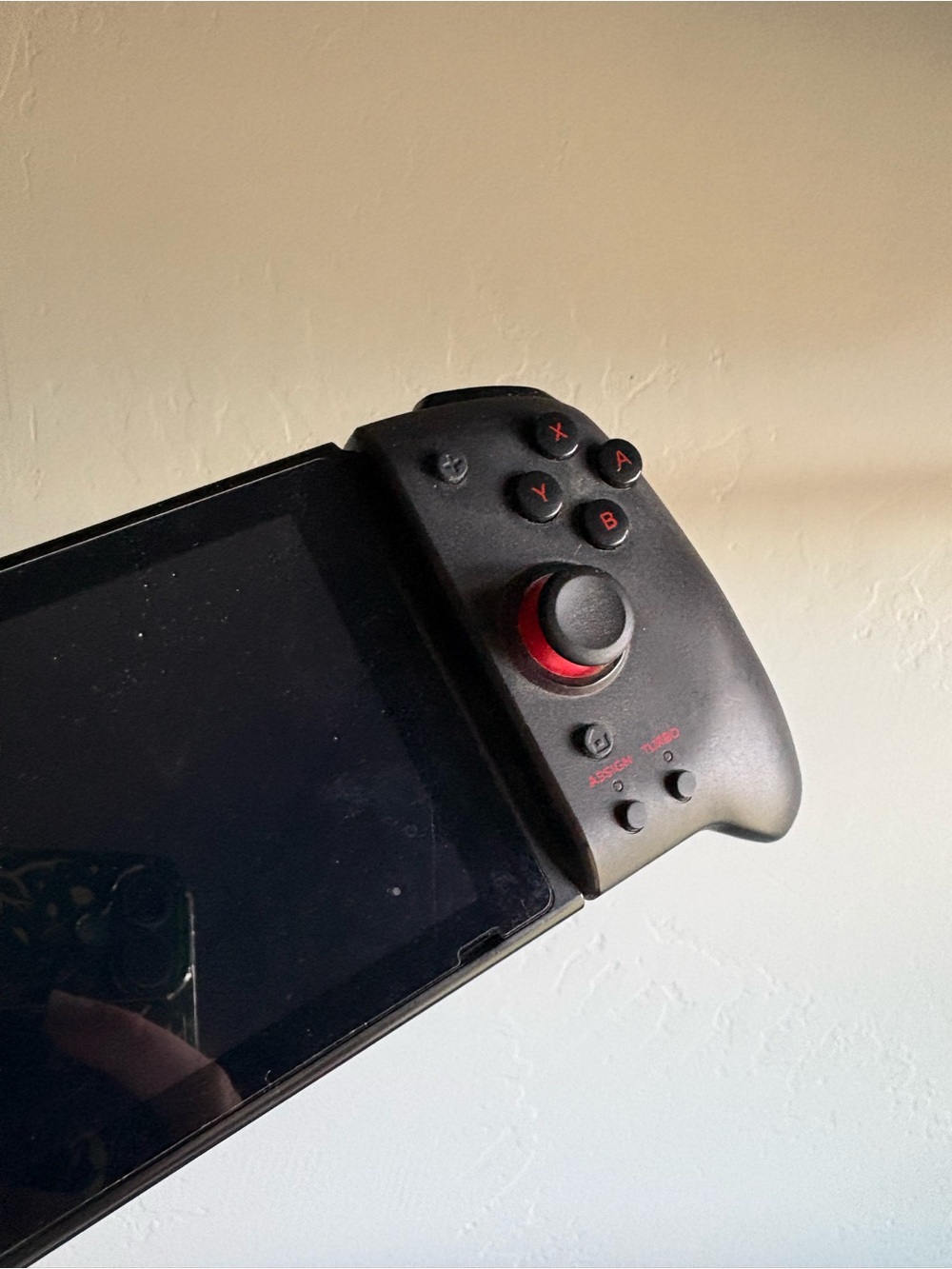 Nintendo Switch - Picture 2 of 7